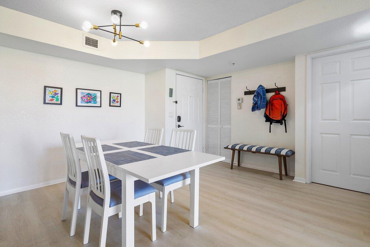 YACHT CLUB ON THE INTRACO - Residential Lease