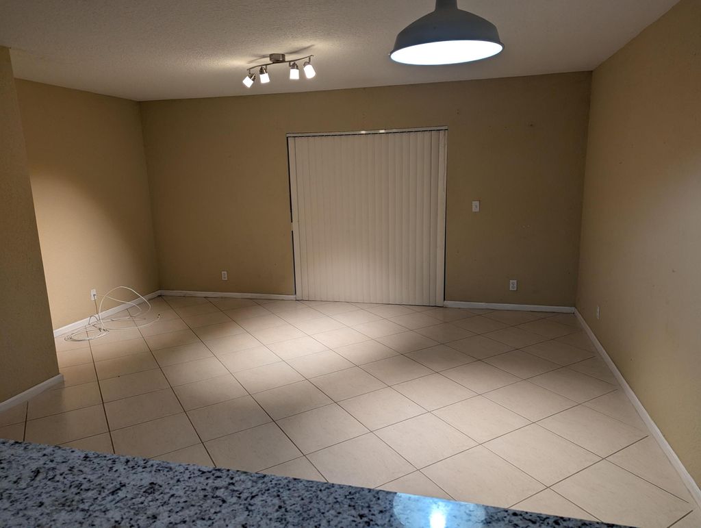 Photo of 914 Summit Lake Drive, West Palm Beach, FL 33406 (MLS # R11055863)