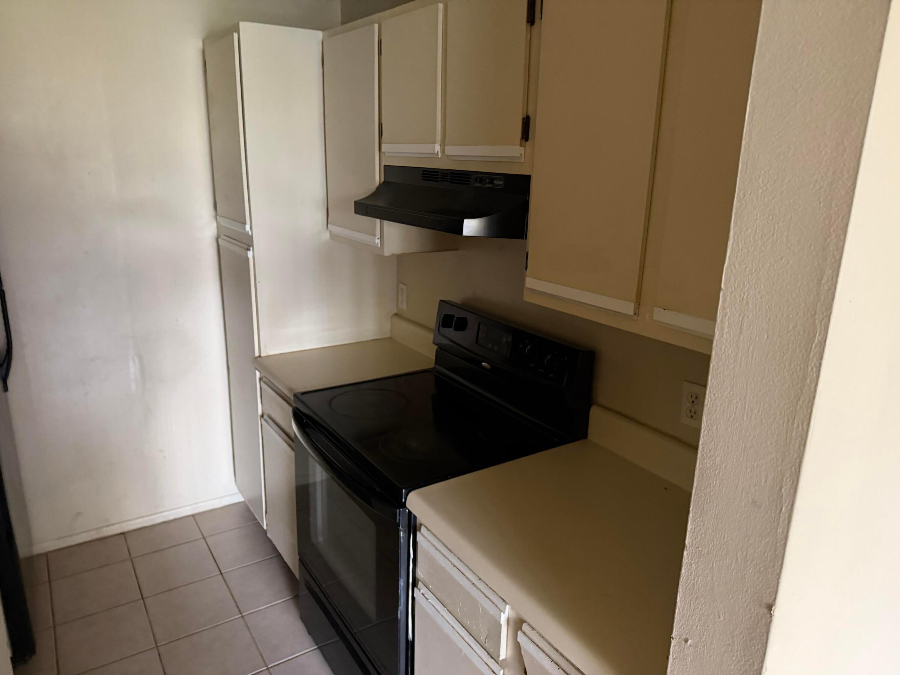 PALM AIRE GARDENS CONDO - Residential Lease