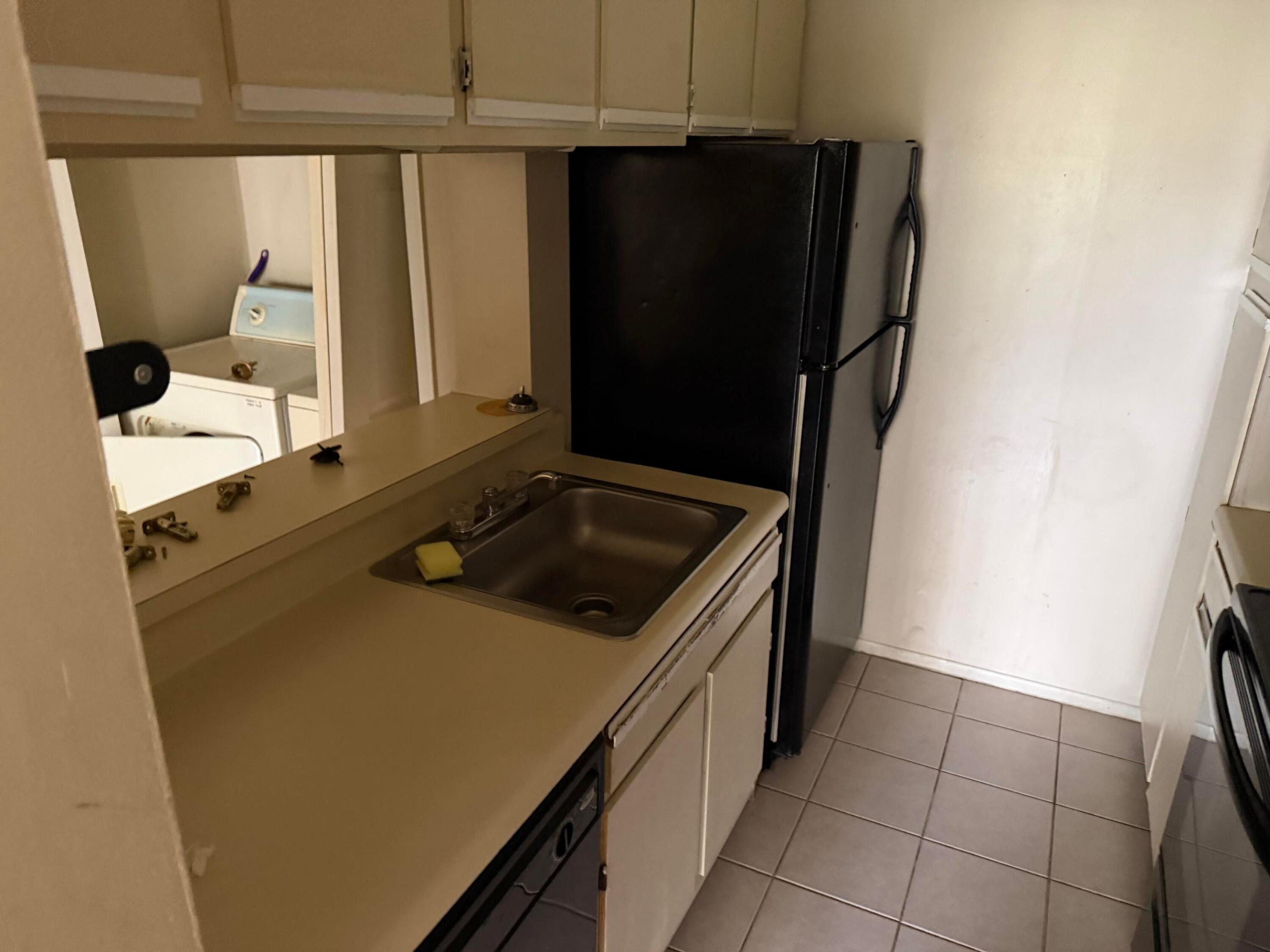PALM AIRE GARDENS CONDO - Residential Lease