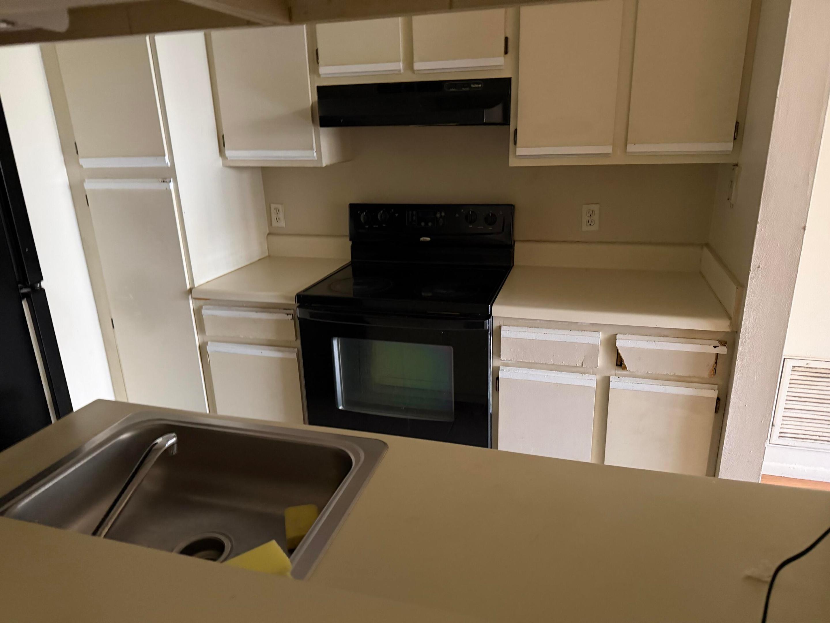 PALM AIRE GARDENS CONDO - Residential Lease