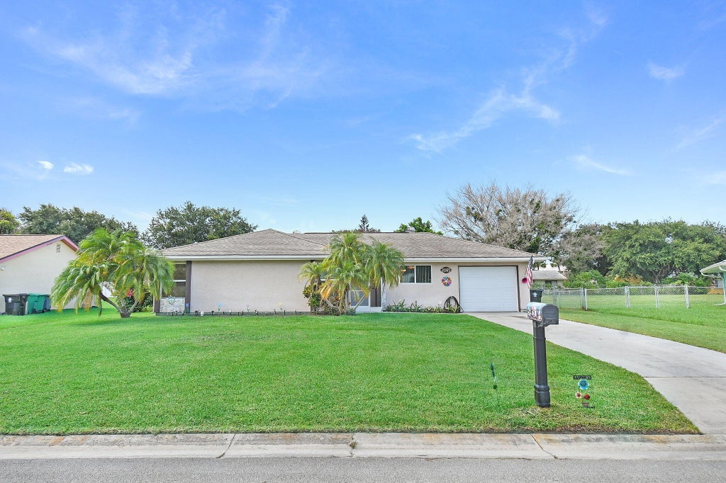 Photo of 2065 SE Ancora Court, Port Saint Lucie, FL 34952 (MLS # B26051654)