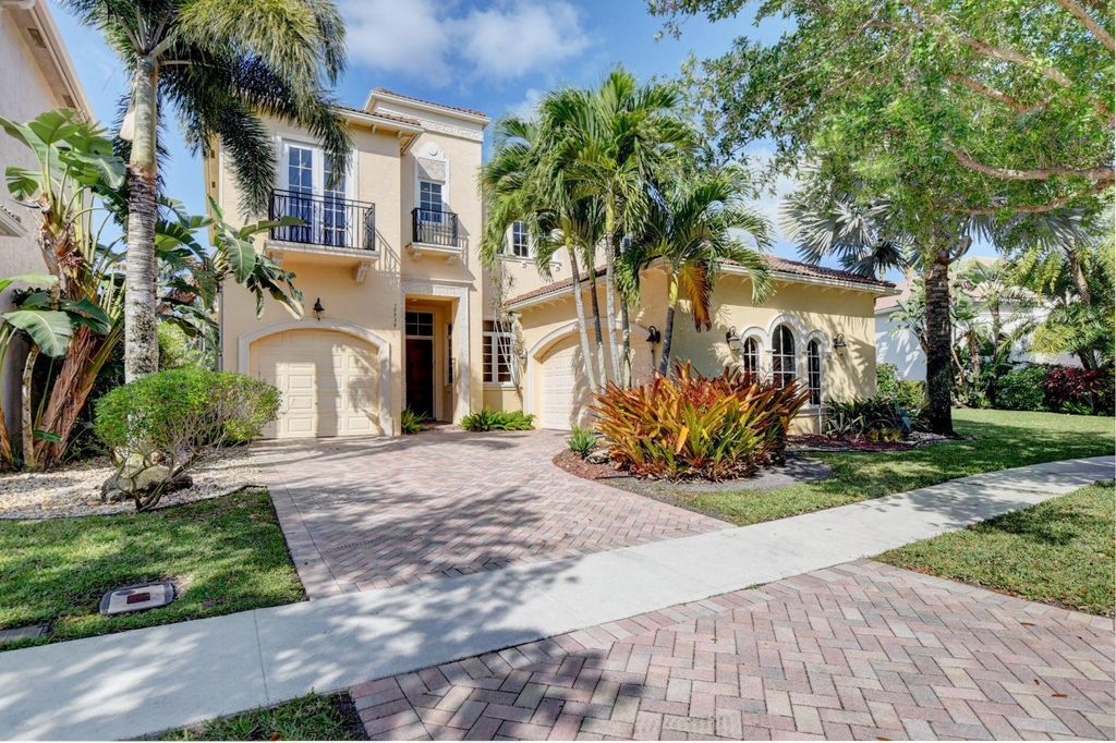 Photo of 17739 Lake Azure Way, Boca Raton, FL 33496 (MLS # B26018164)