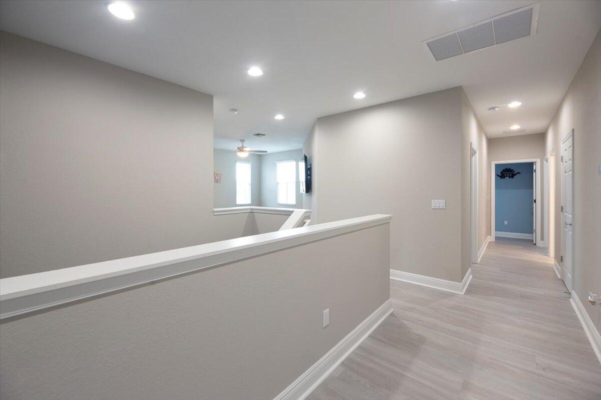 VIZCAYA FALLS - Residential