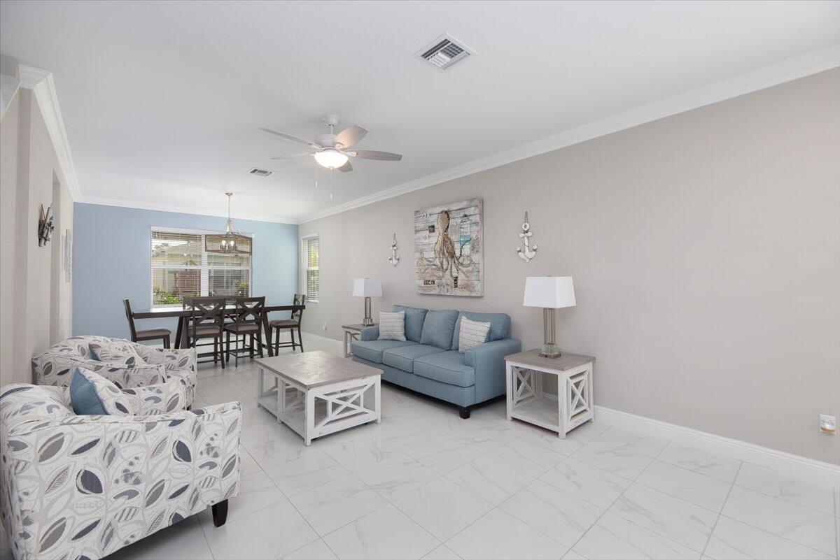 VIZCAYA FALLS - Residential