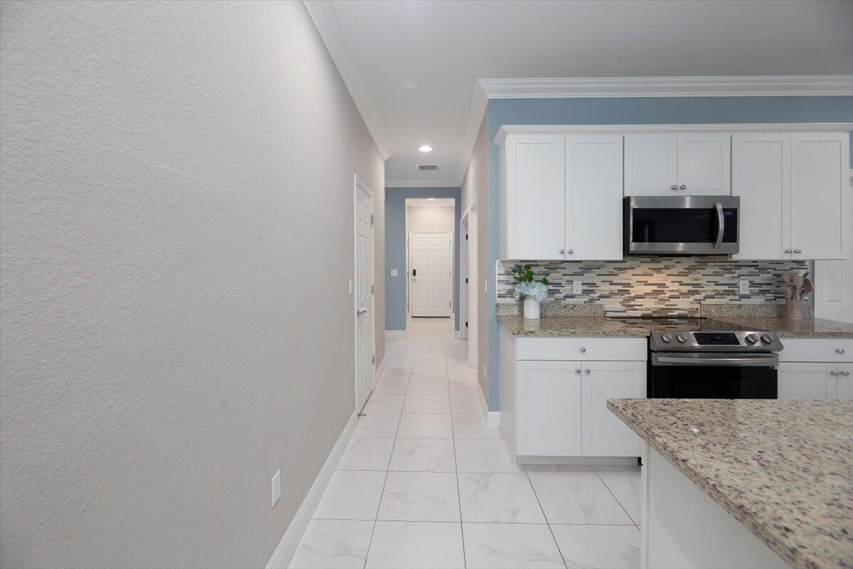 VIZCAYA FALLS - Residential