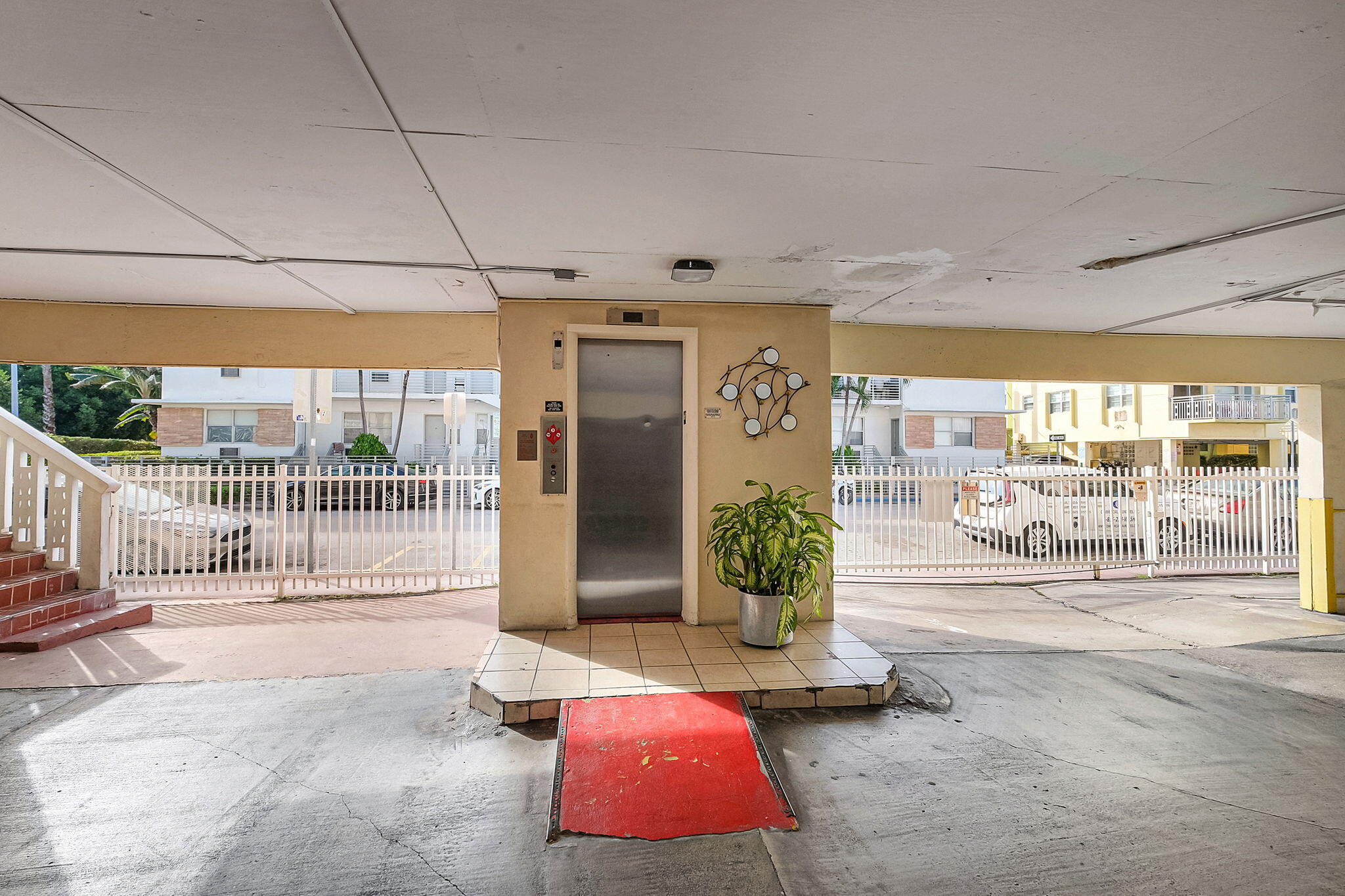 900 EUCLID AVE INC CONDO - Residential