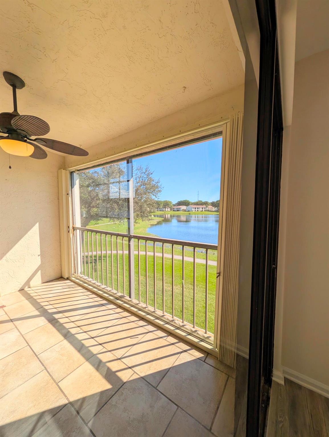LAKE WINDWOOD CONDO - Residential