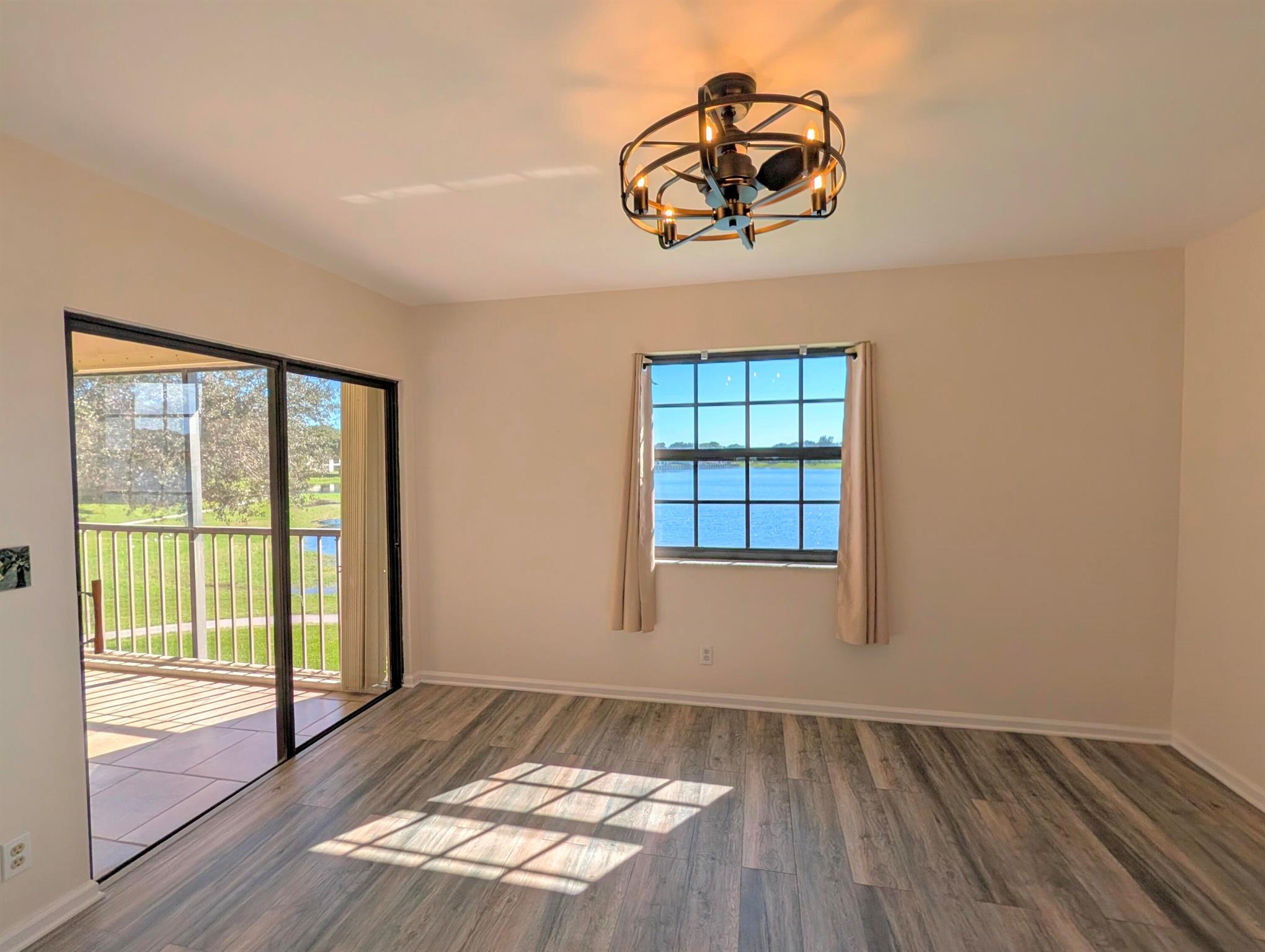 LAKE WINDWOOD CONDO - Residential