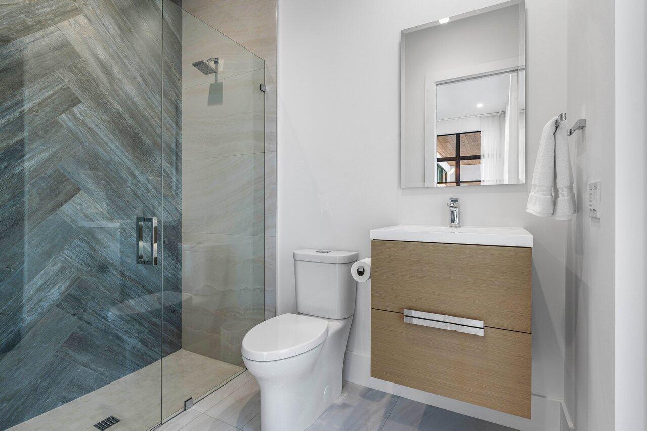 BOCA HARBOUR 1ST SEC - Residential