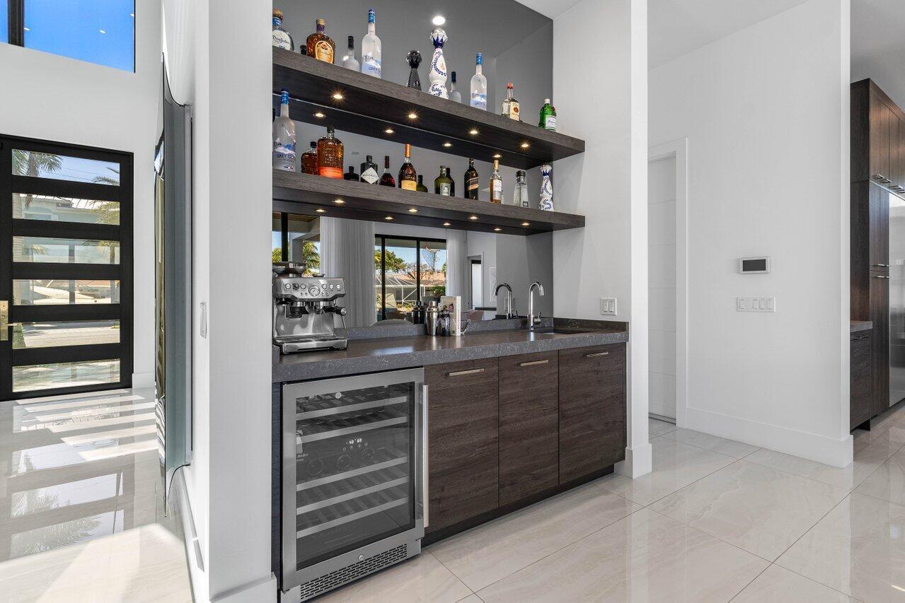 BOCA HARBOUR 1ST SEC - Residential