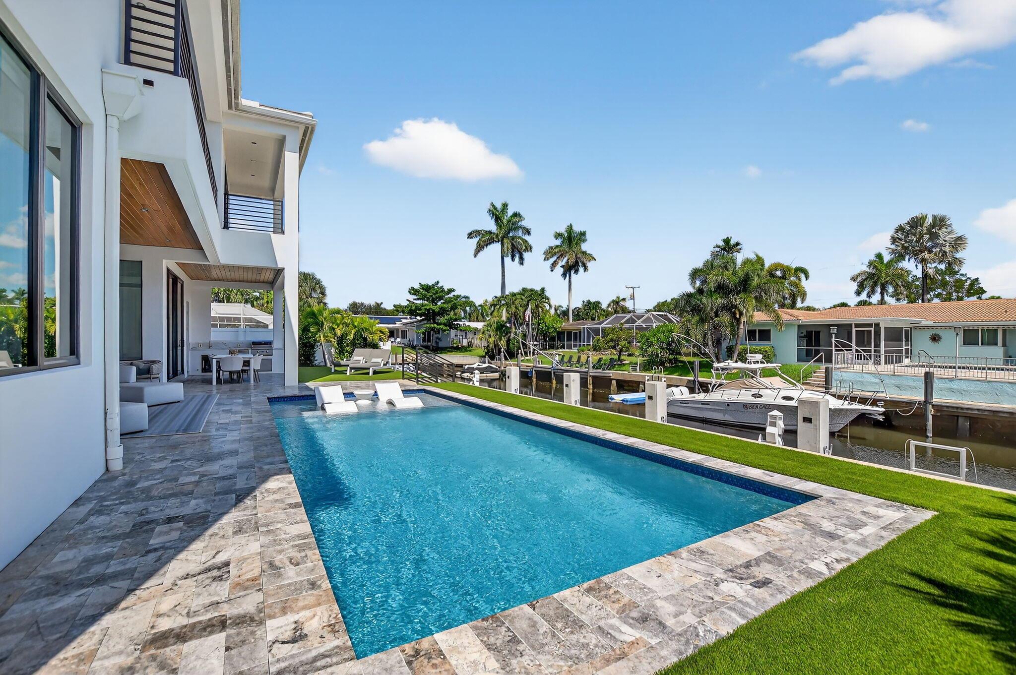 BOCA HARBOUR 1ST SEC - Residential