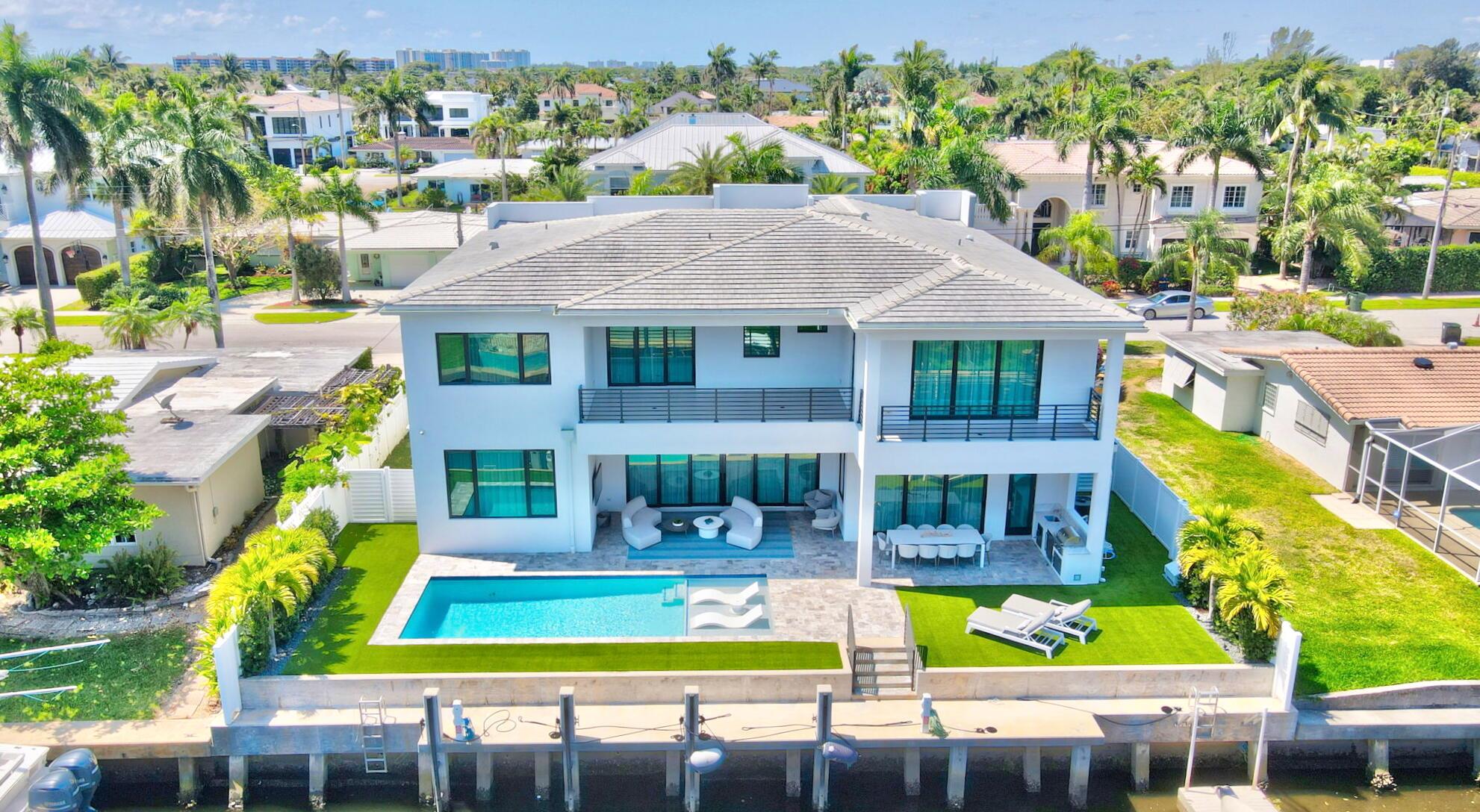 725 NE 71st Street
