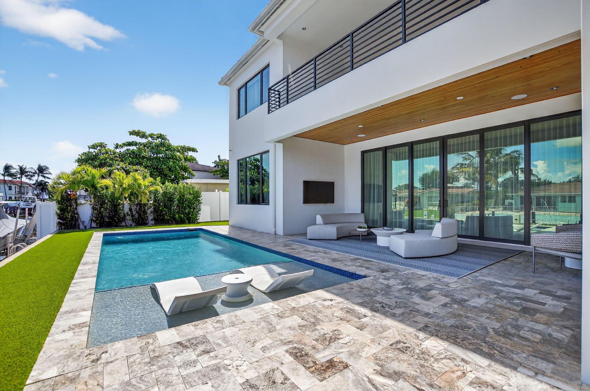 BOCA HARBOUR 1ST SEC - Residential