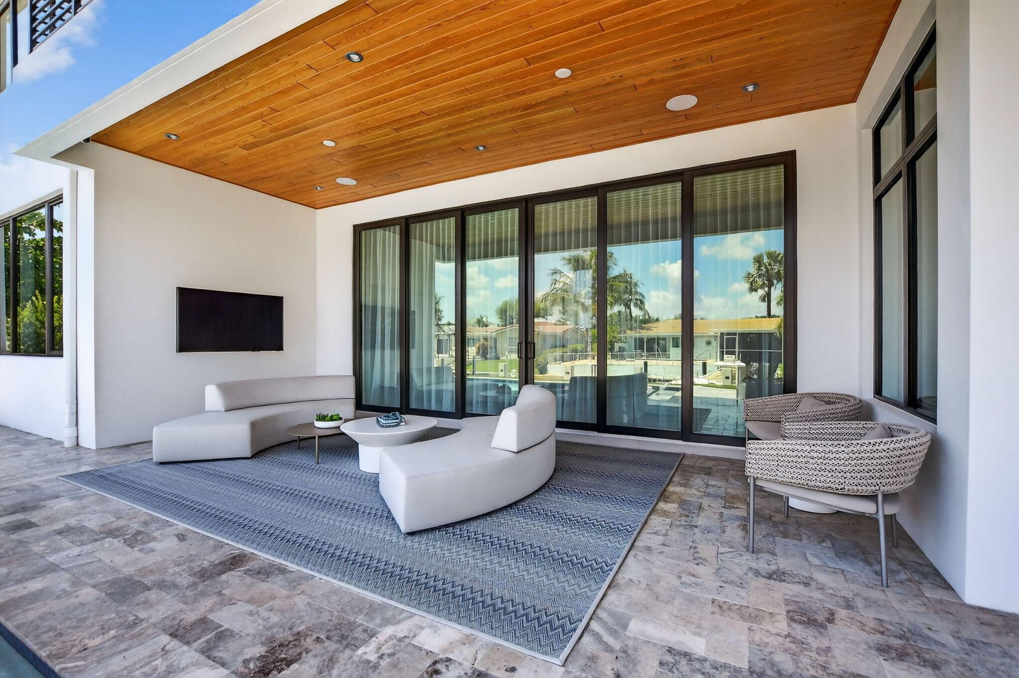 BOCA HARBOUR 1ST SEC - Residential