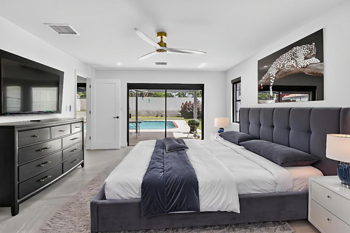 LOS PASEOS OF VIA VERDE REPLAT - Residential