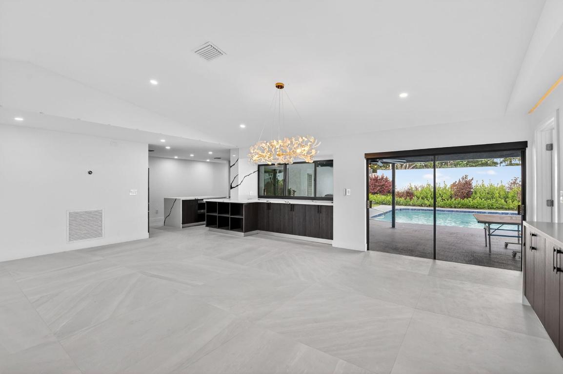 LOS PASEOS OF VIA VERDE REPLAT - Residential