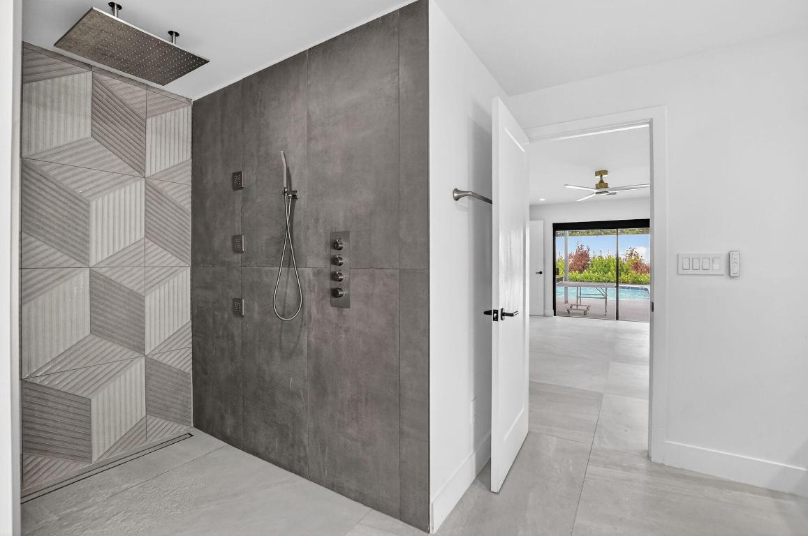 LOS PASEOS OF VIA VERDE REPLAT - Residential