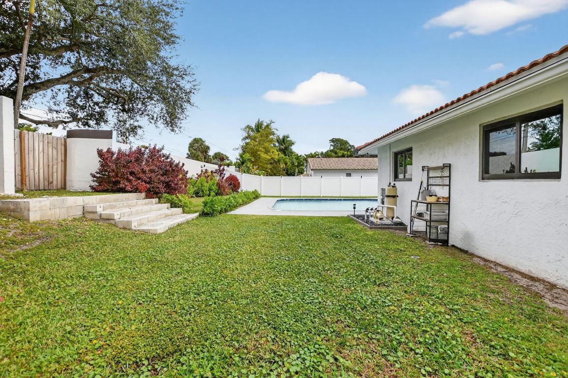 LOS PASEOS OF VIA VERDE REPLAT - Residential