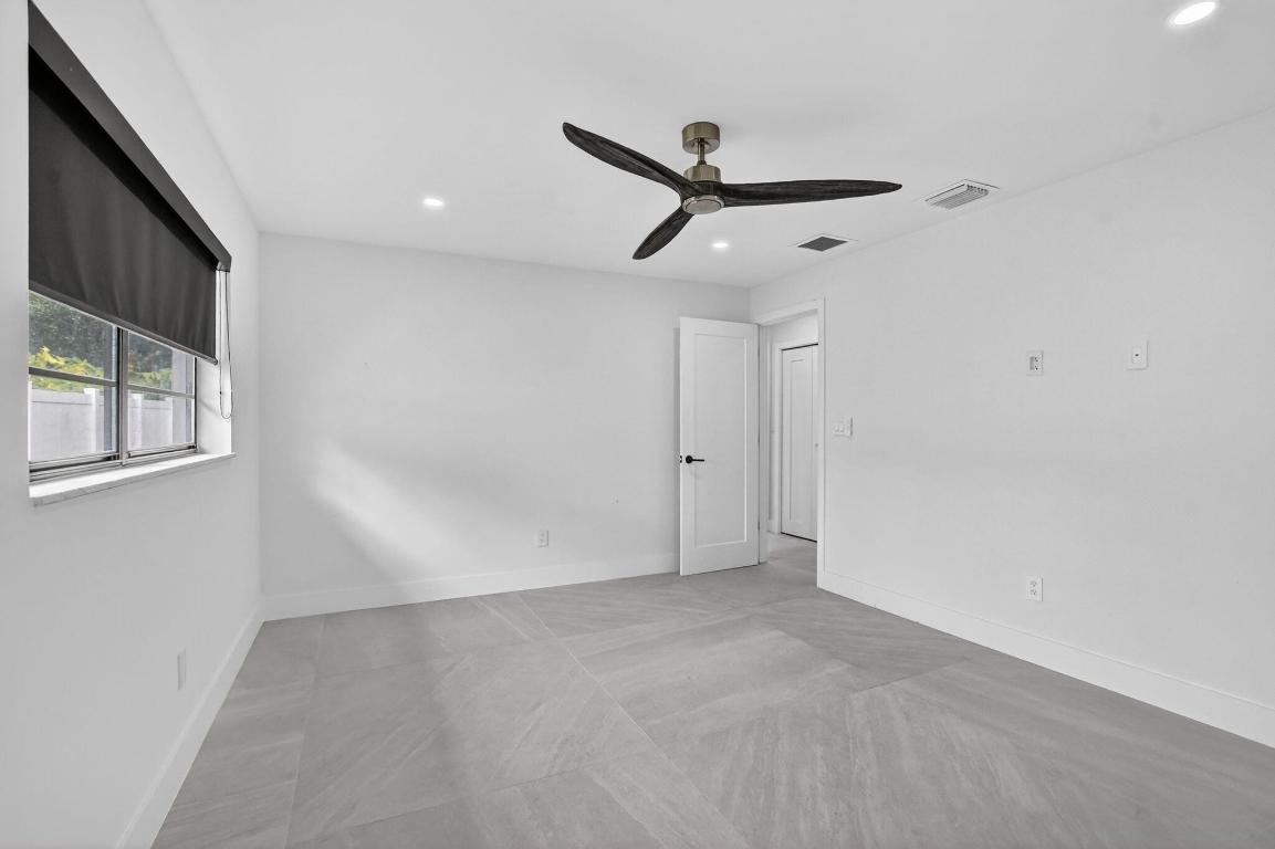 LOS PASEOS OF VIA VERDE REPLAT - Residential