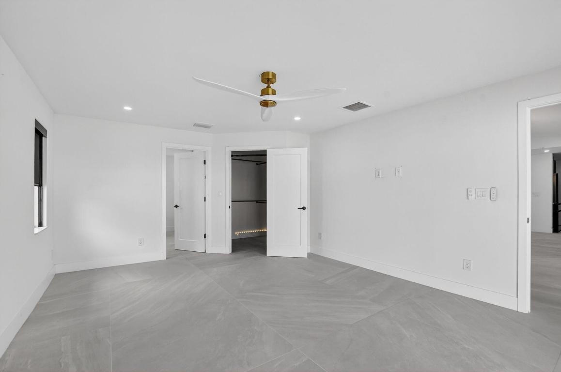 LOS PASEOS OF VIA VERDE REPLAT - Residential