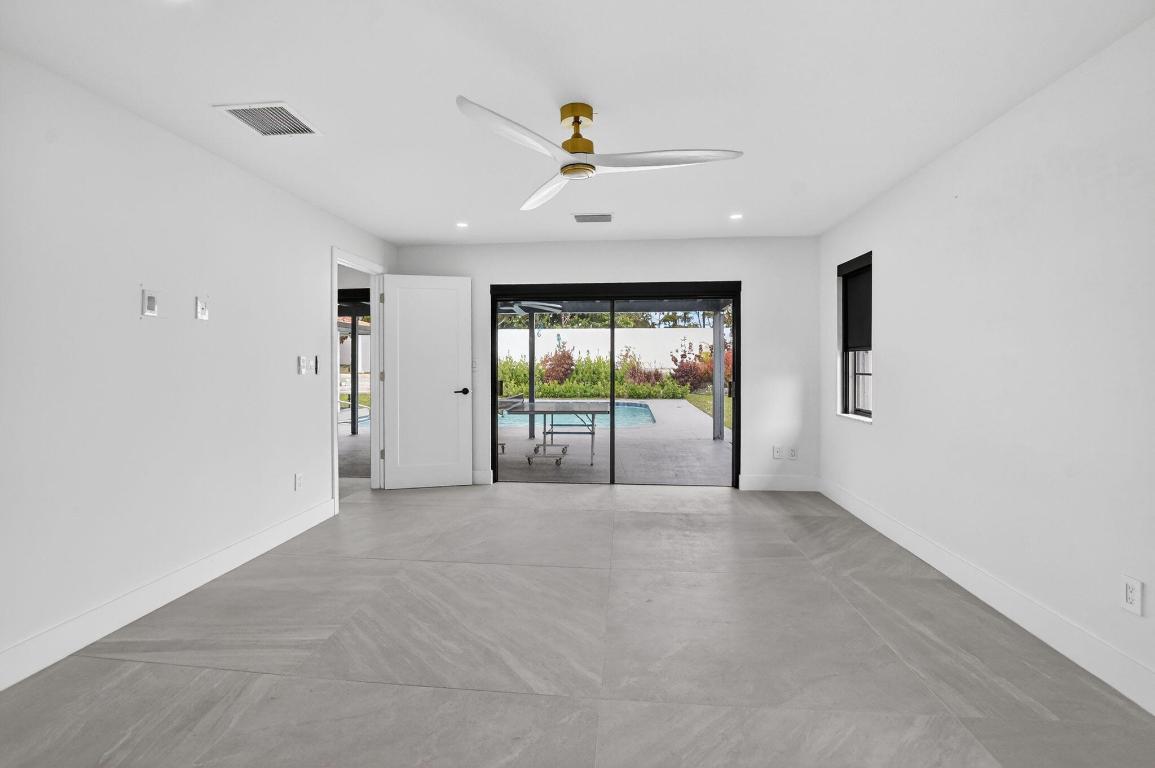 LOS PASEOS OF VIA VERDE REPLAT - Residential