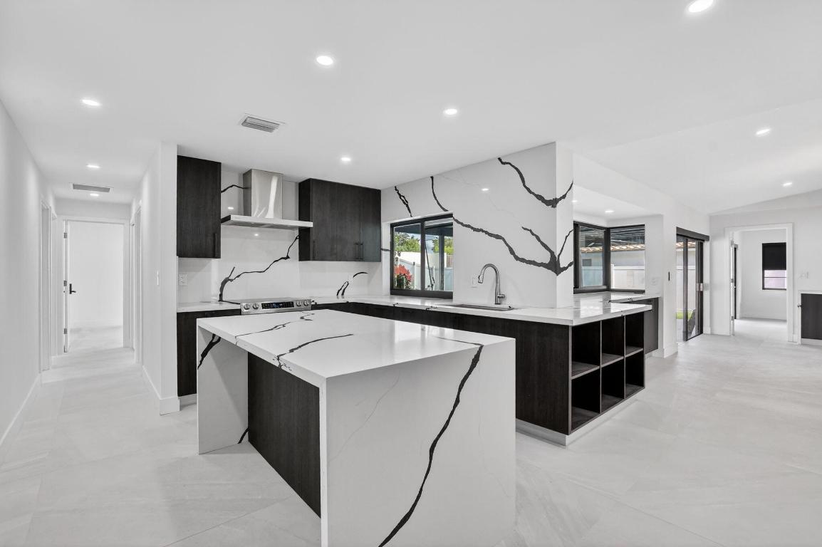 LOS PASEOS OF VIA VERDE REPLAT - Residential