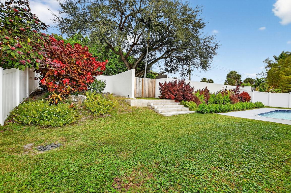 LOS PASEOS OF VIA VERDE REPLAT - Residential