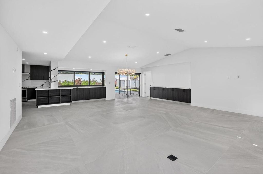 Photo of 20833 Sonrisa Way, Boca Raton, FL 33433 (MLS # R11155600)