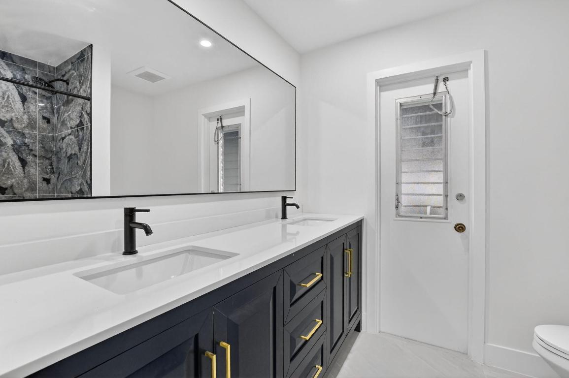 LOS PASEOS OF VIA VERDE REPLAT - Residential