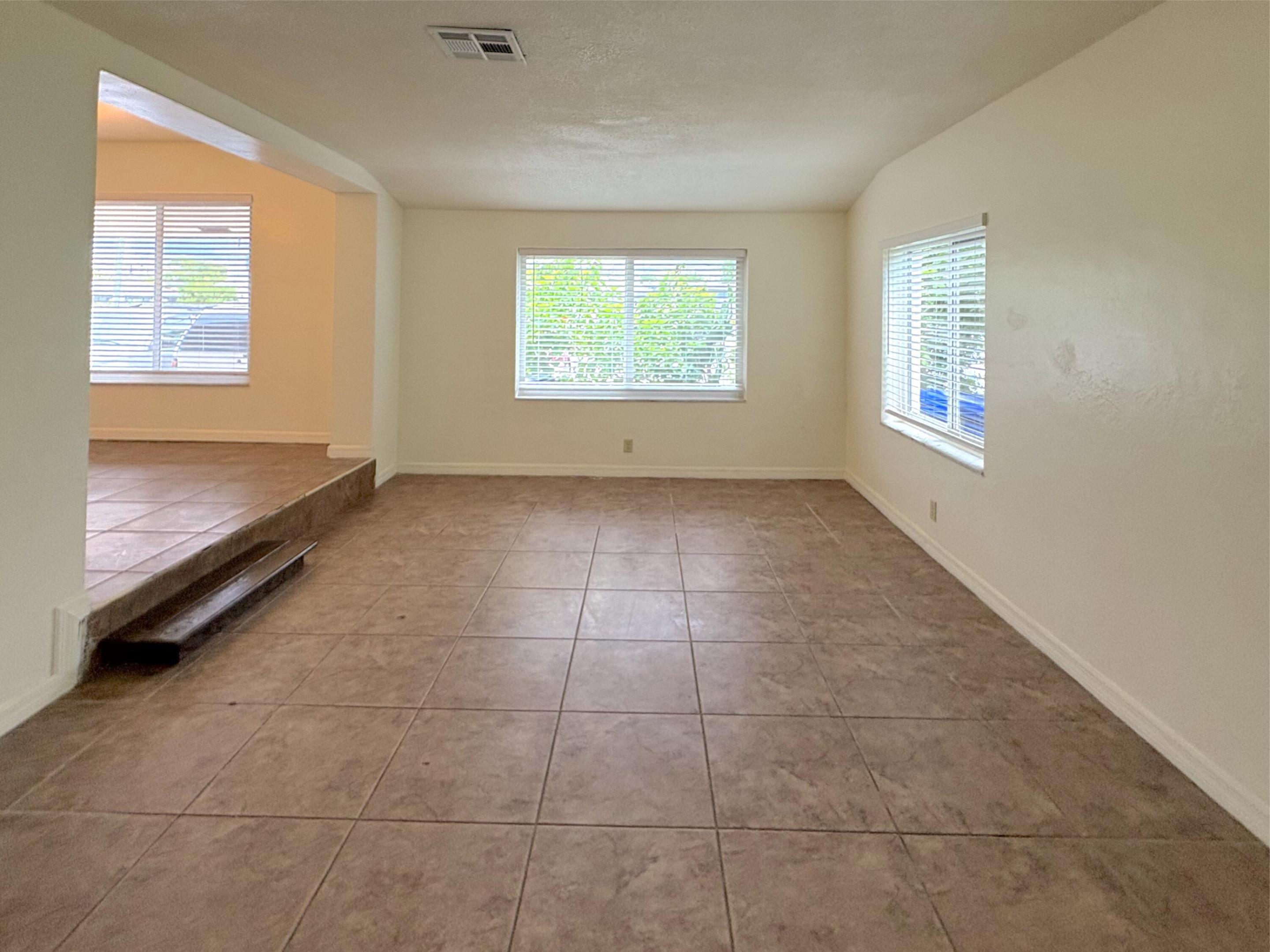 PROGRESSO - Residential Lease