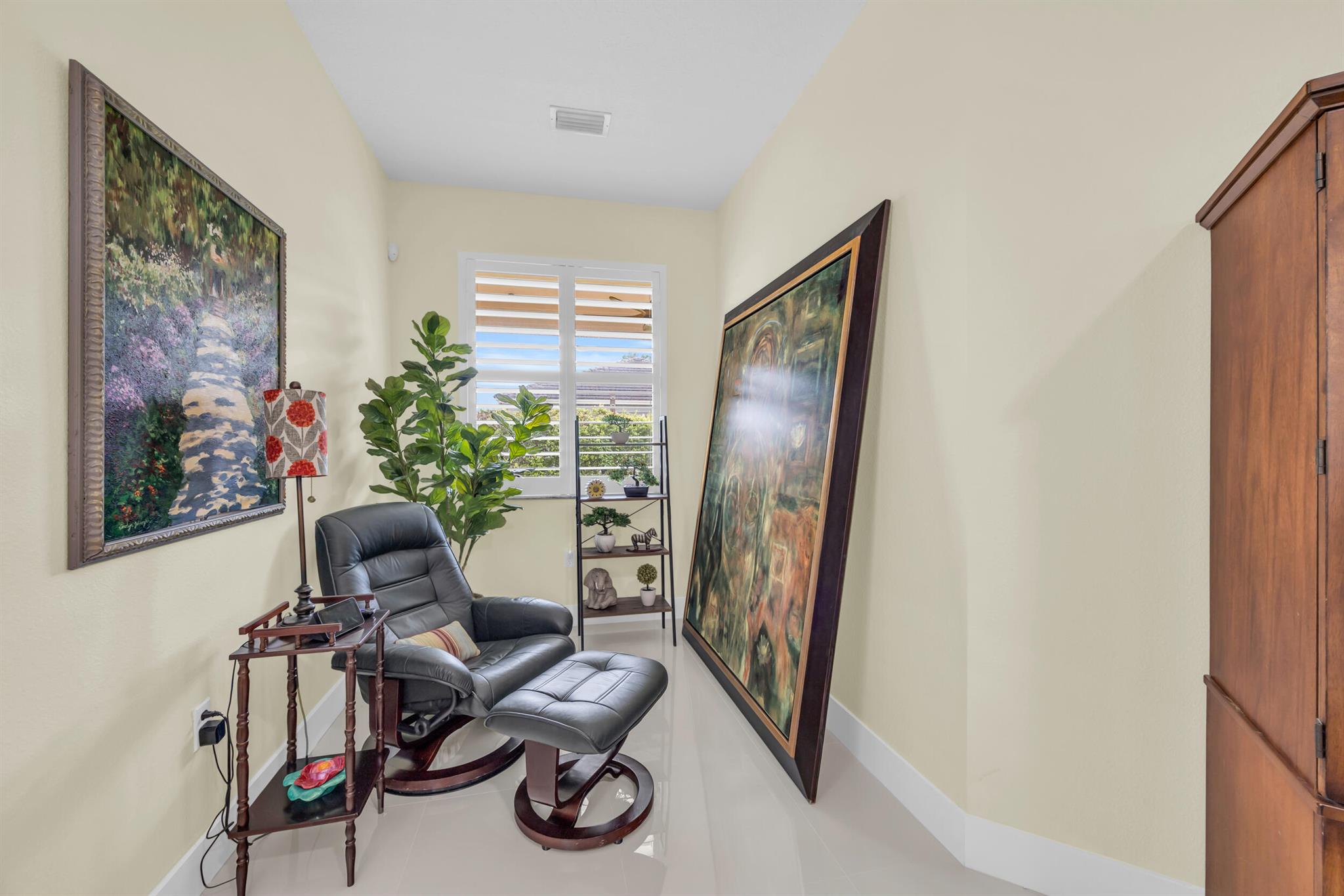 LAKEFOREST POINTE - Residential Lease