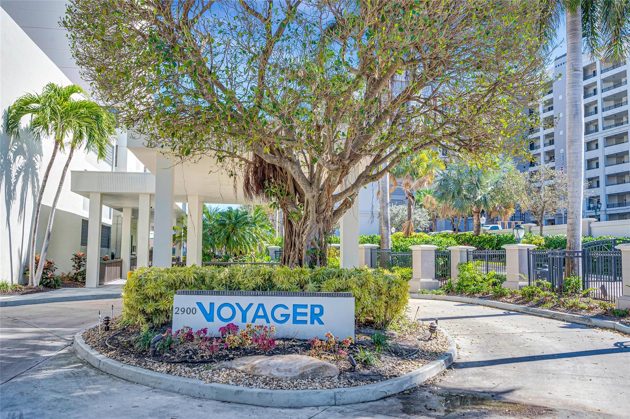 Voyager Condo - Residential