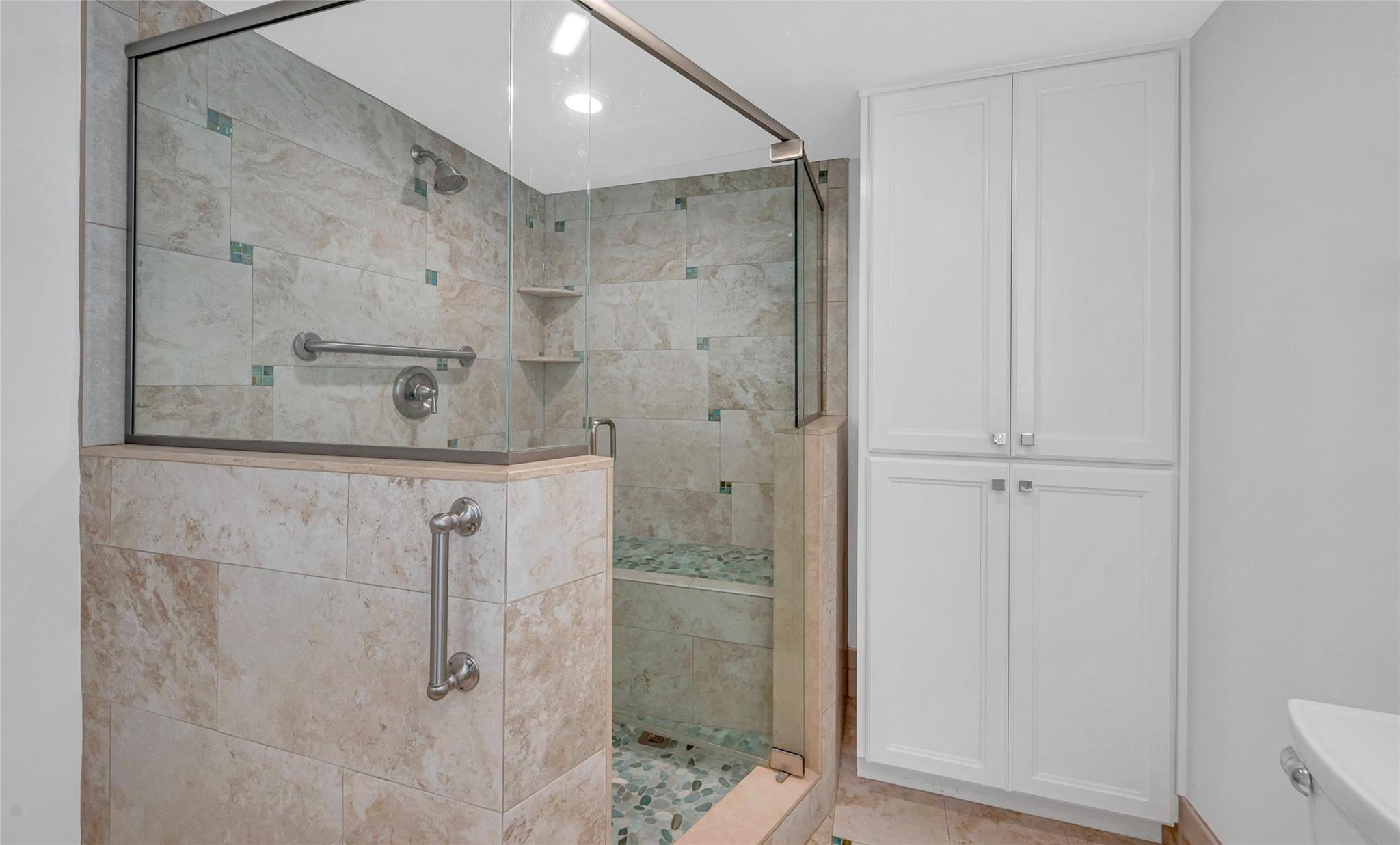 Voyager Condo - Residential