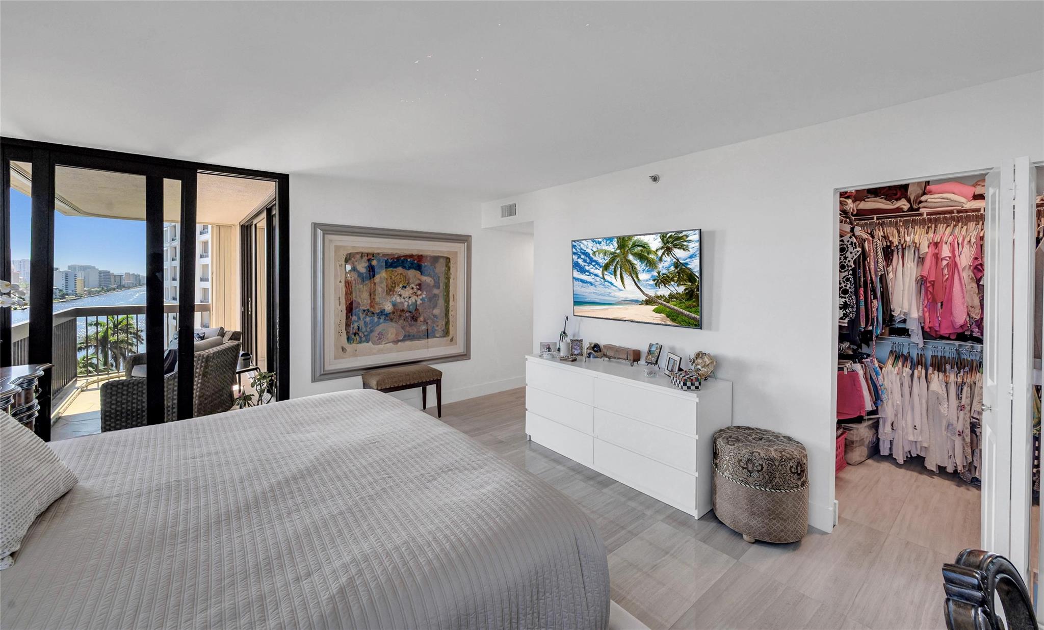 Voyager Condo - Residential