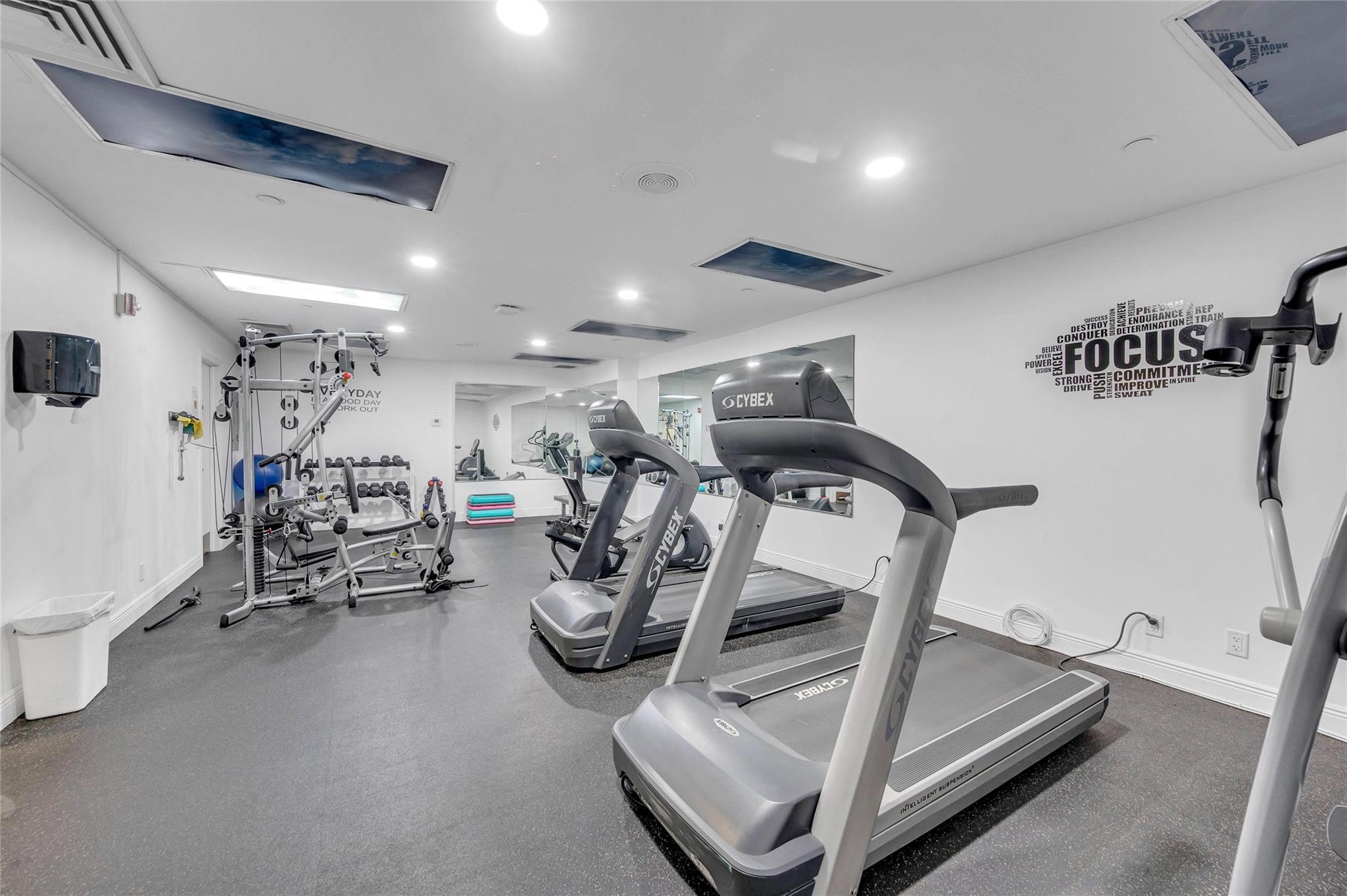 Voyager Condo - Residential