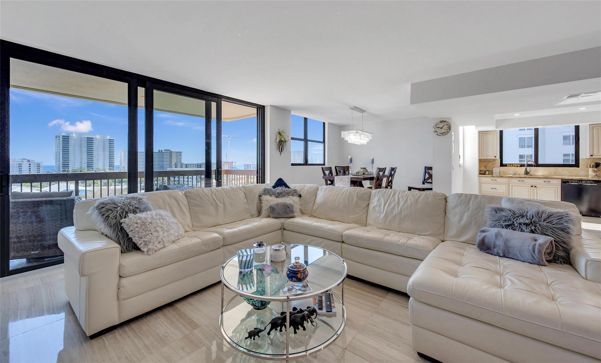 Voyager Condo - Residential