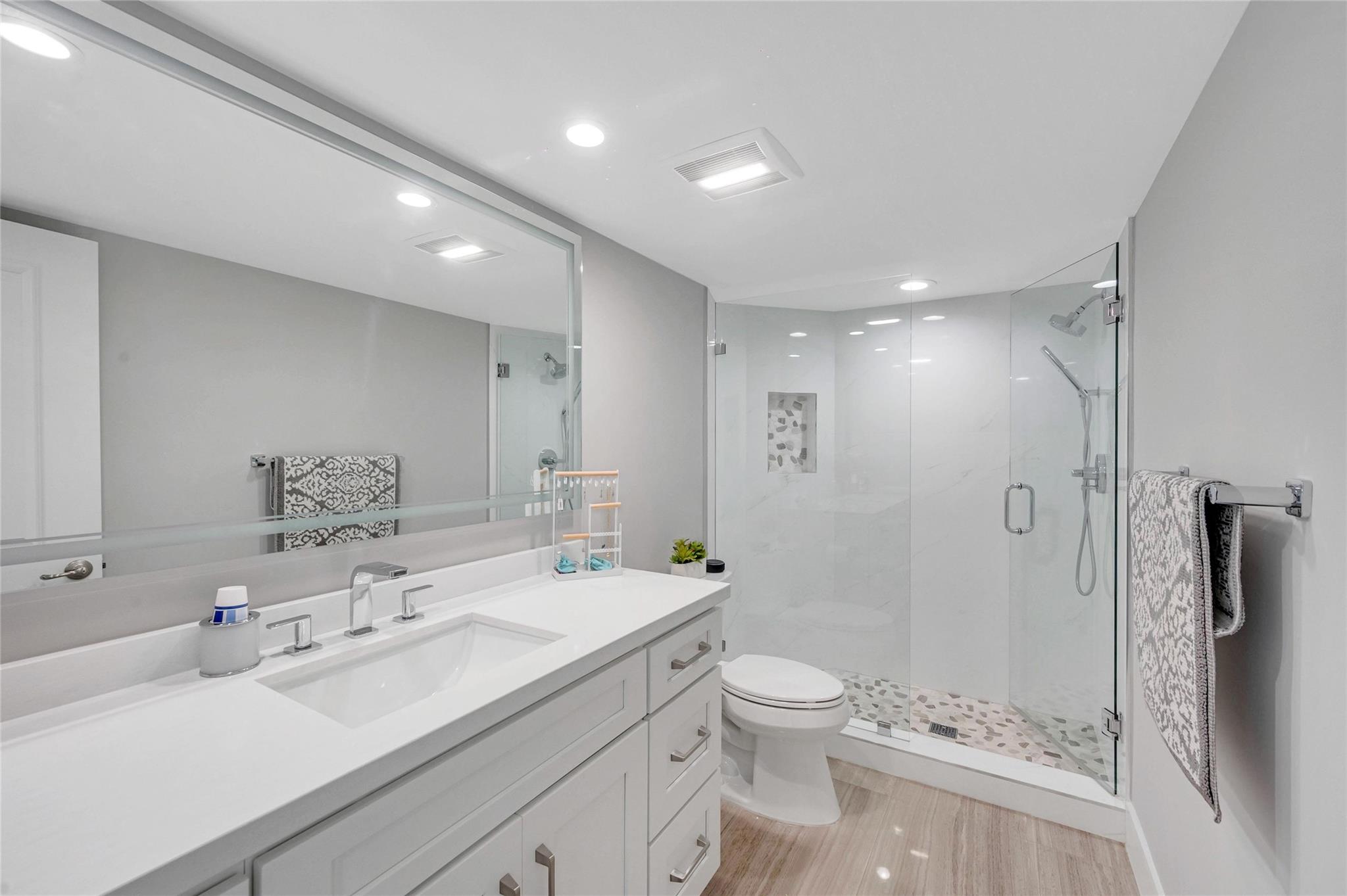 Voyager Condo - Residential