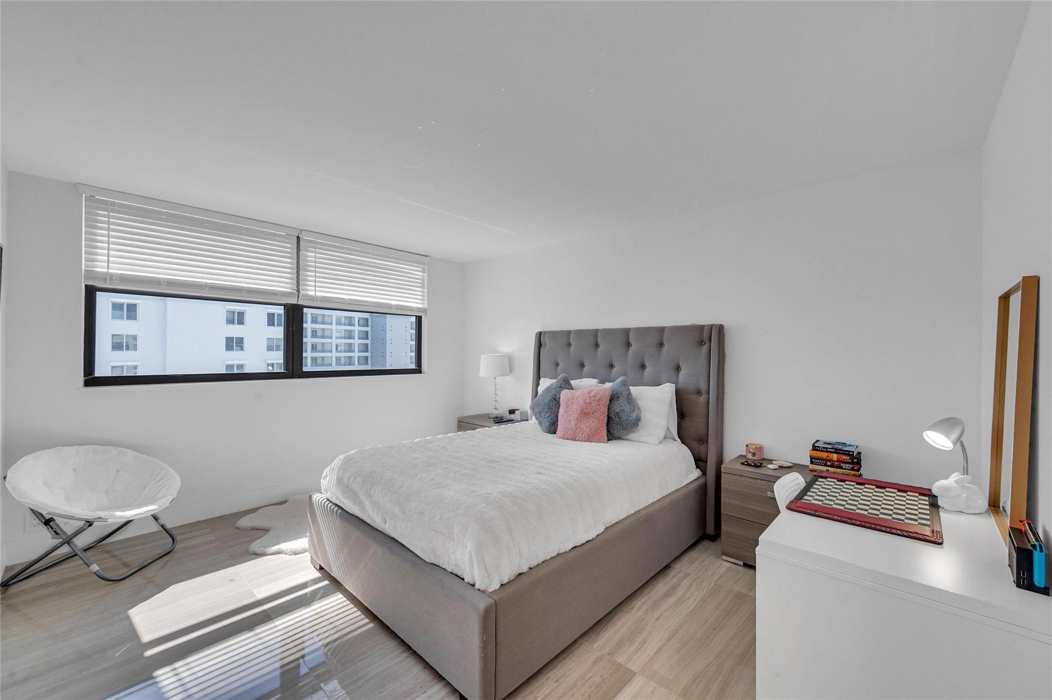 Voyager Condo - Residential