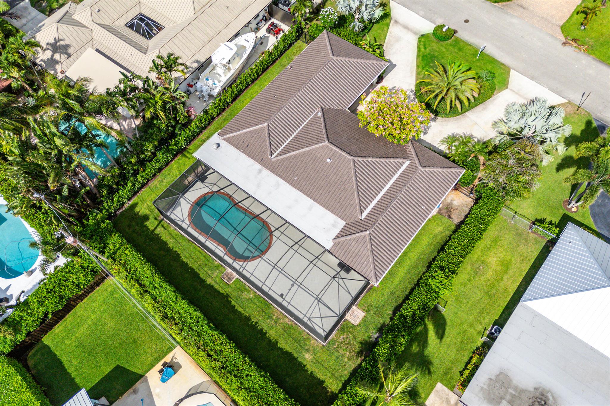 7652 Palm Road