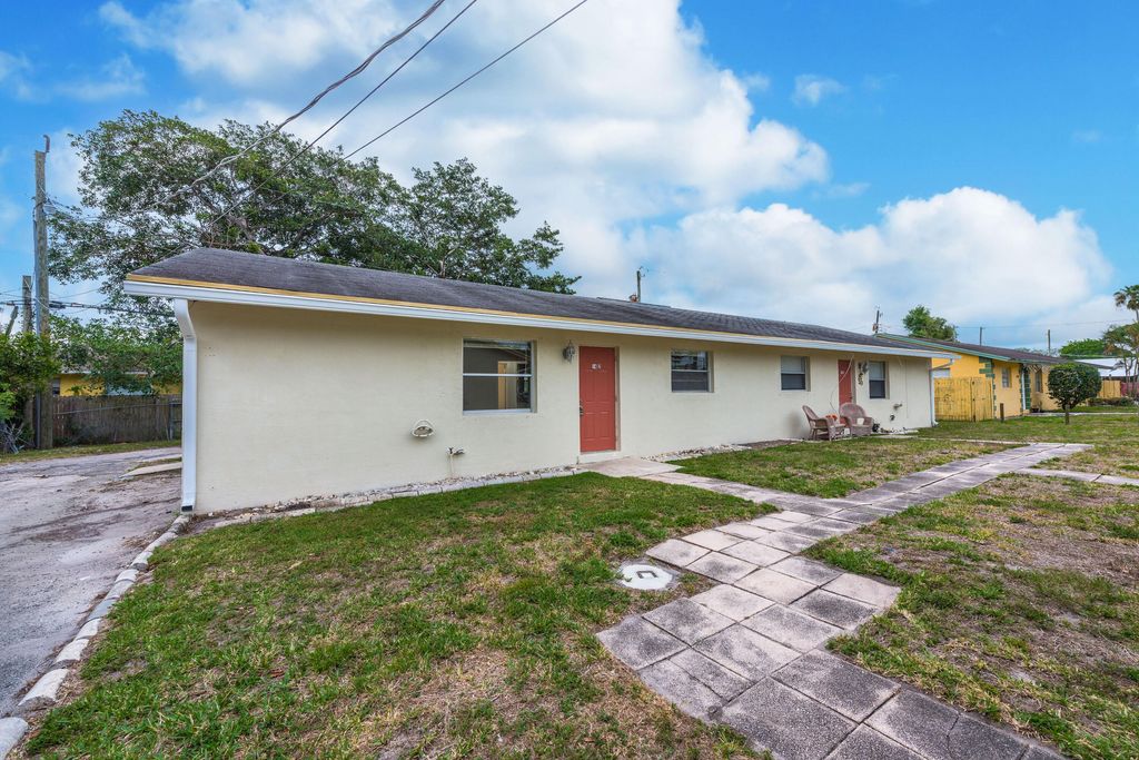 Photo of 1422 Kirk Rd, West Palm Beach, FL 33406 (MLS # R11164691)