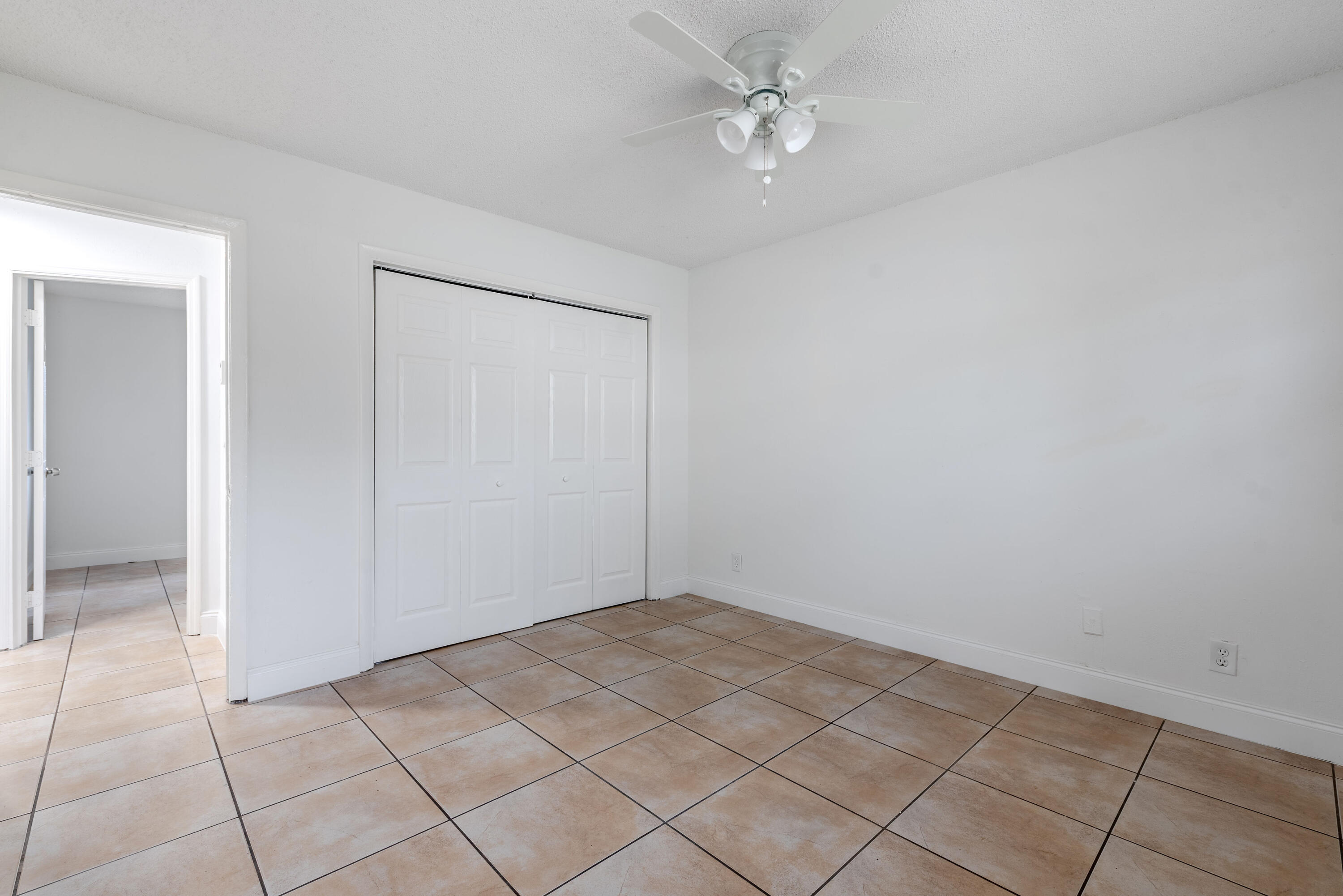 PINE AIR 6 - Residential Lease