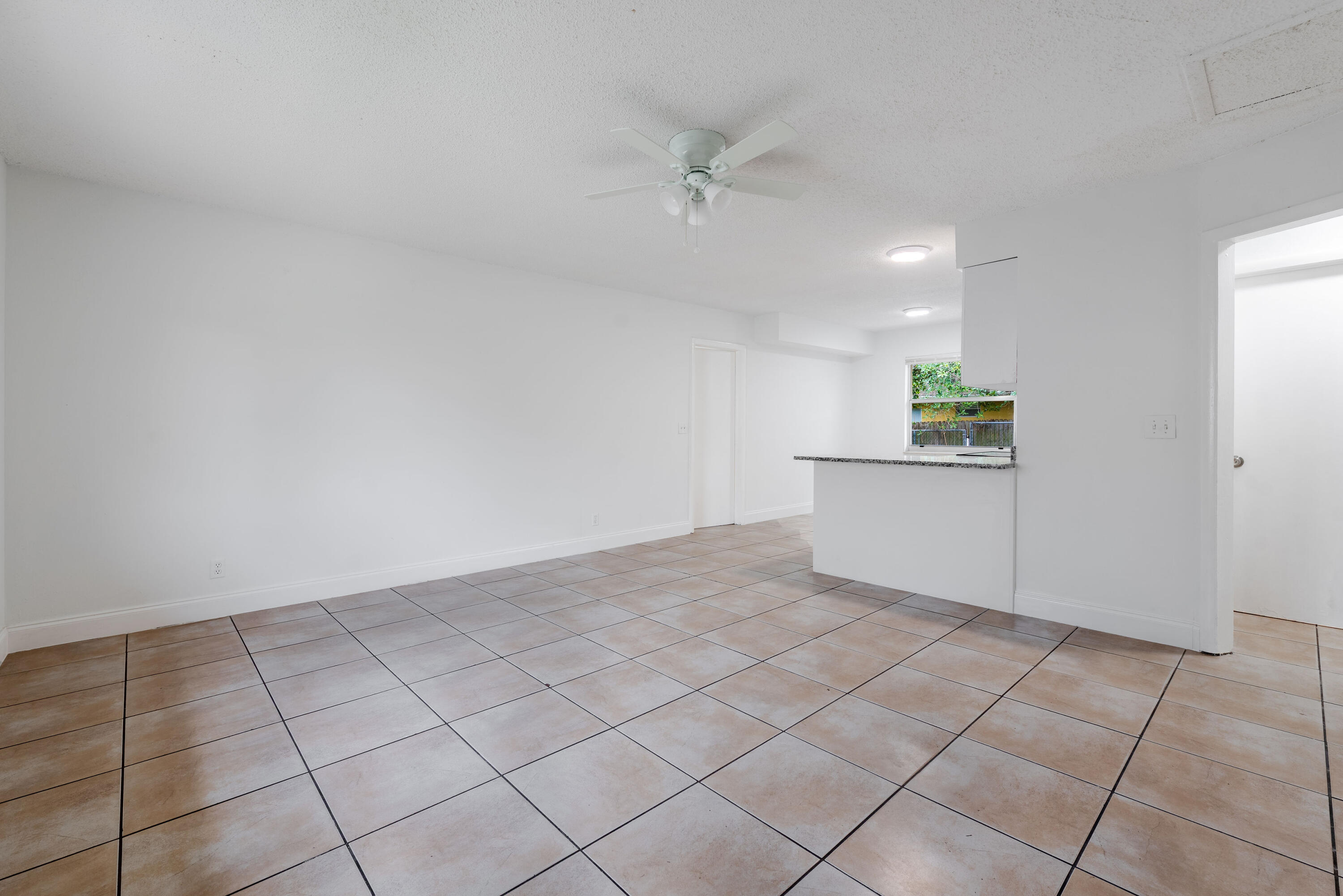 PINE AIR 6 - Residential Lease