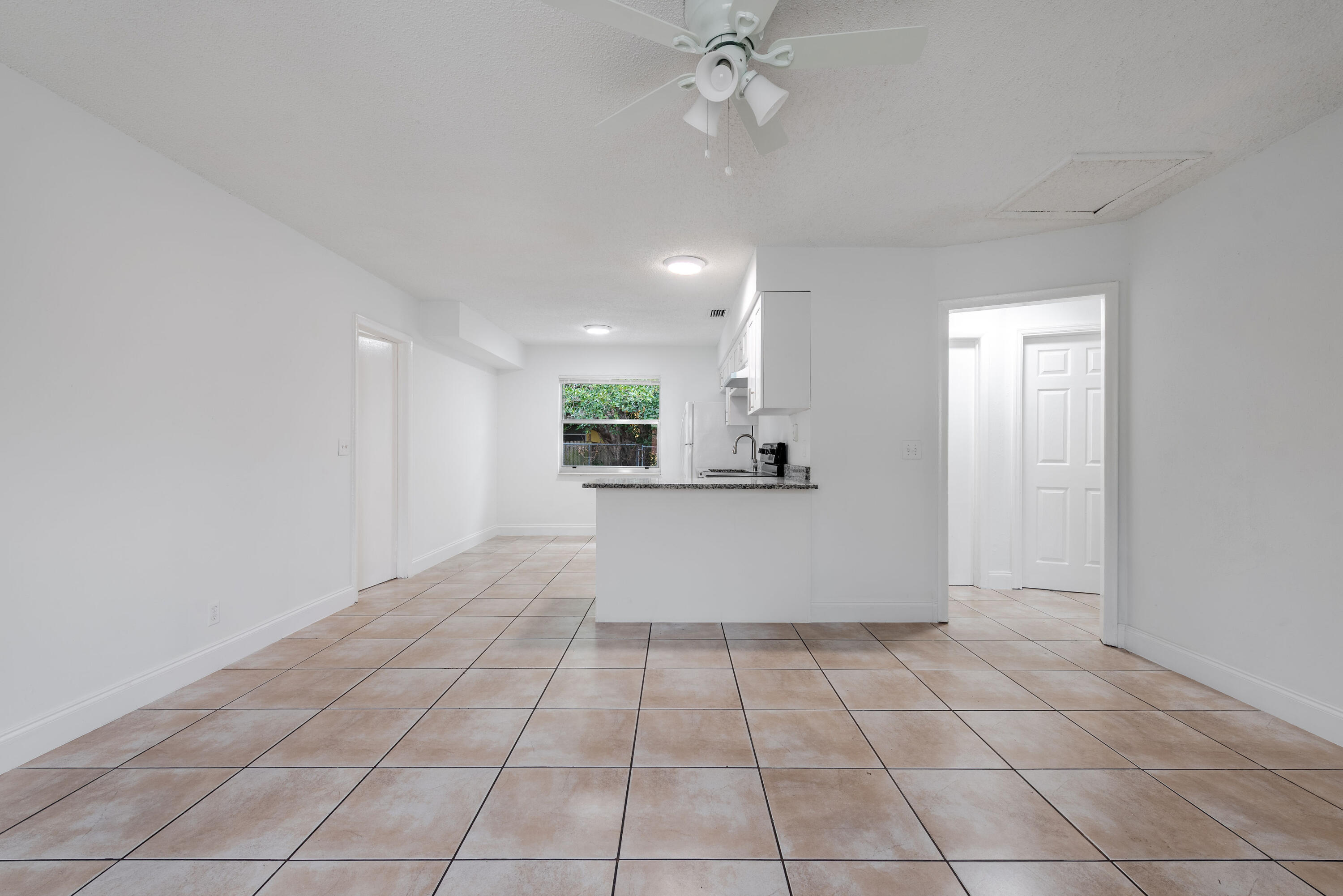 PINE AIR 6 - Residential Lease