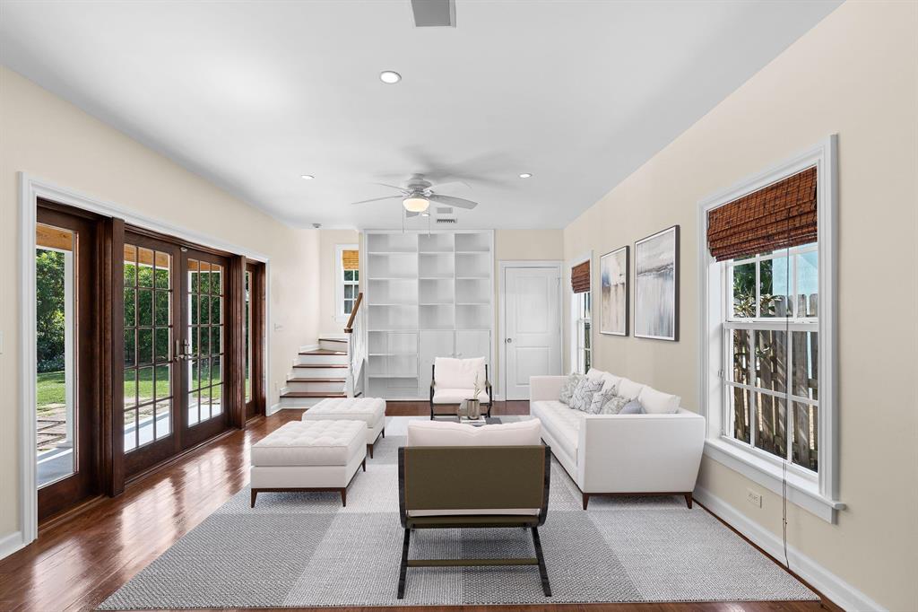 SOUTHLAND PARK - Residential