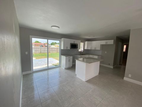 2021 Wellington Road West Palm Beach FL 33409