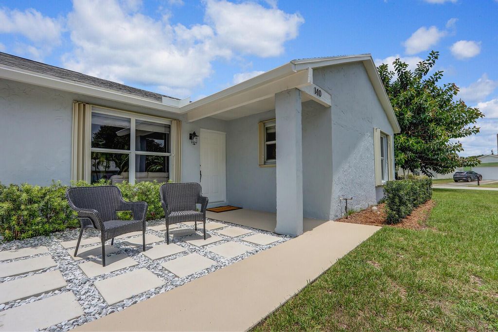 Photo of 140 Village Circle, Jupiter, FL 33458 (MLS # R11138393)