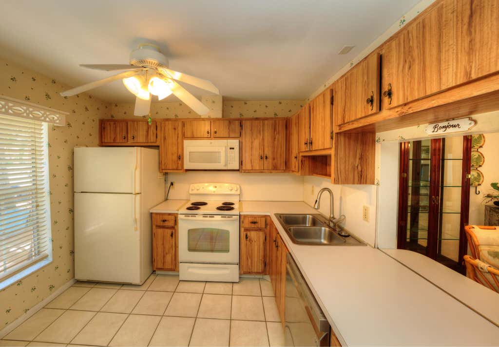 Photo of 545 Covered Bridge Boulevard #B, Lake Worth, FL 33467 (MLS # R11092255)
