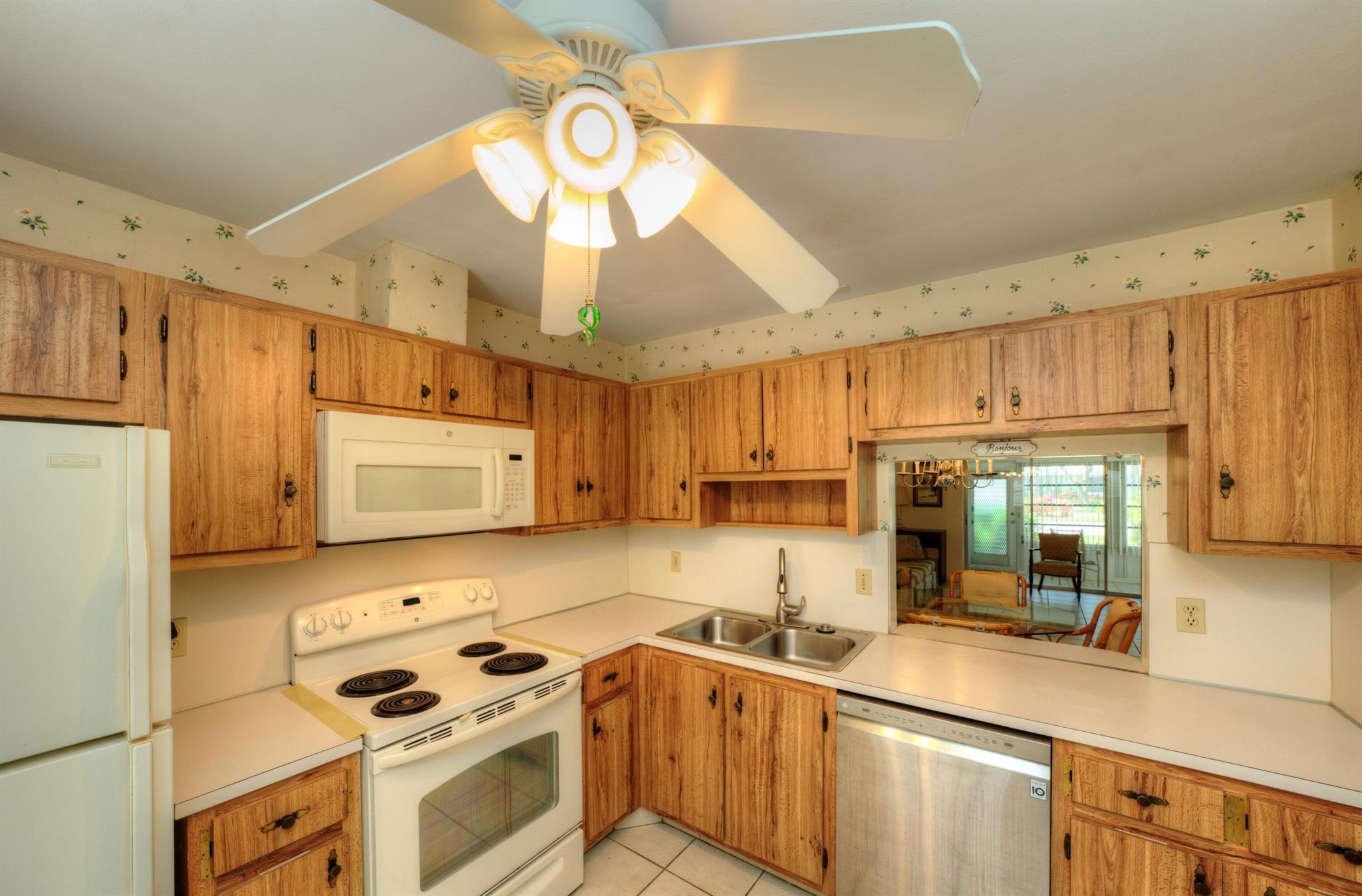 545 Covered Bridge Boulevard B