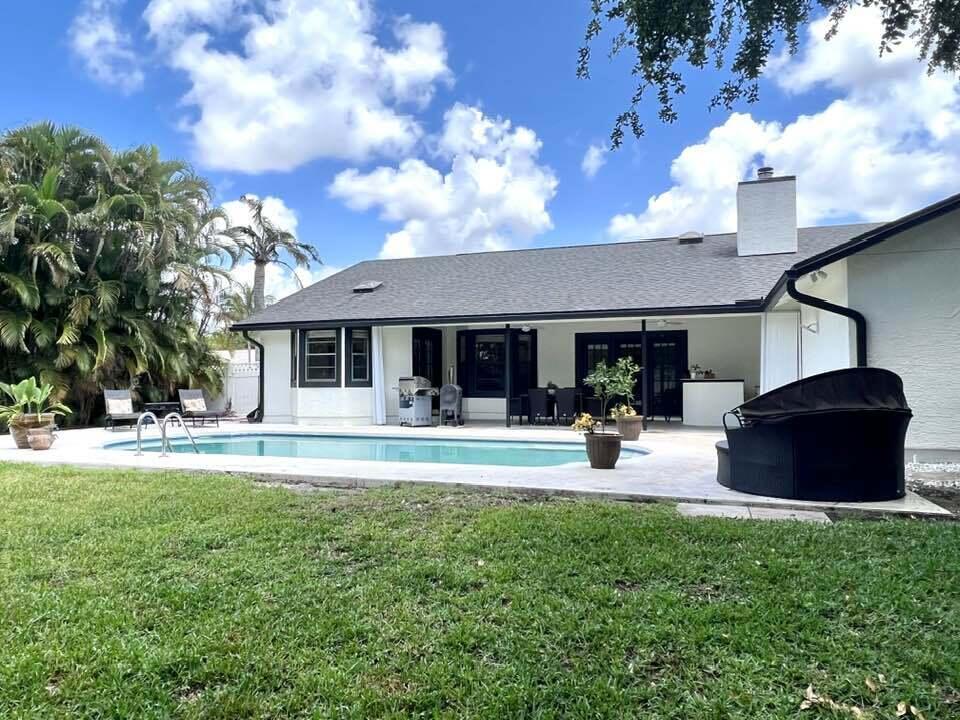 1855 Primrose Lane